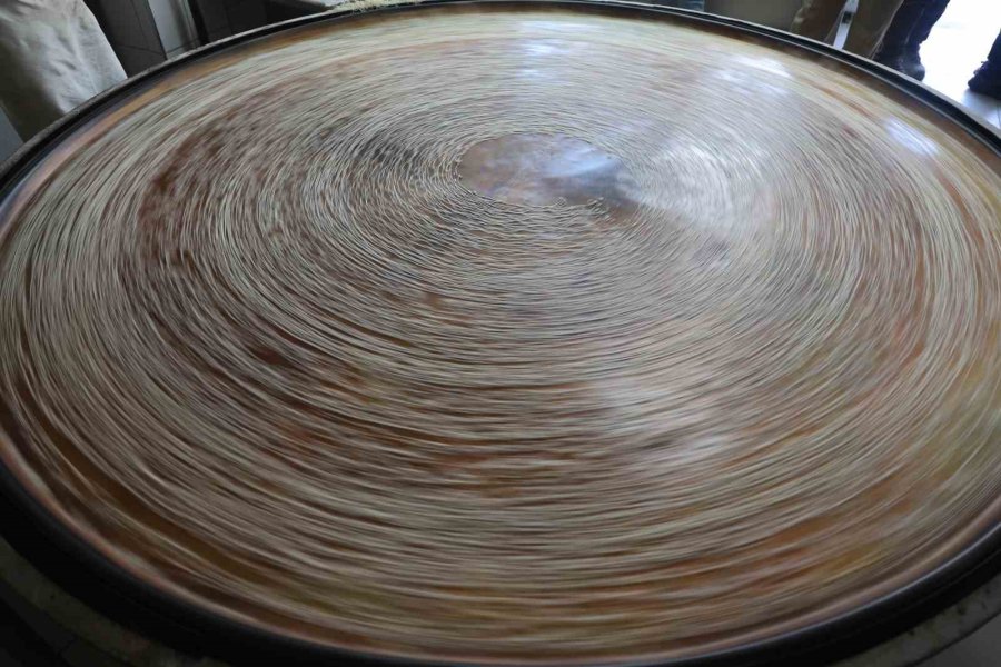 45 Yıllık Bakır Ocakta Geleneksel Tel Kadayıf