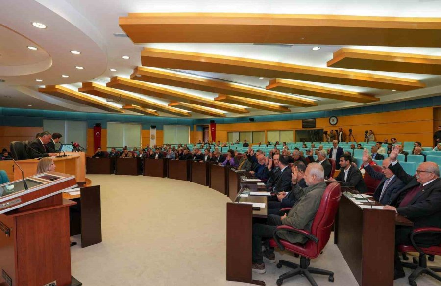 Tarsus Belediyesi Meclisinde Yatırım, Dayanışma Ve Yeni Projeler Öne Çıktı