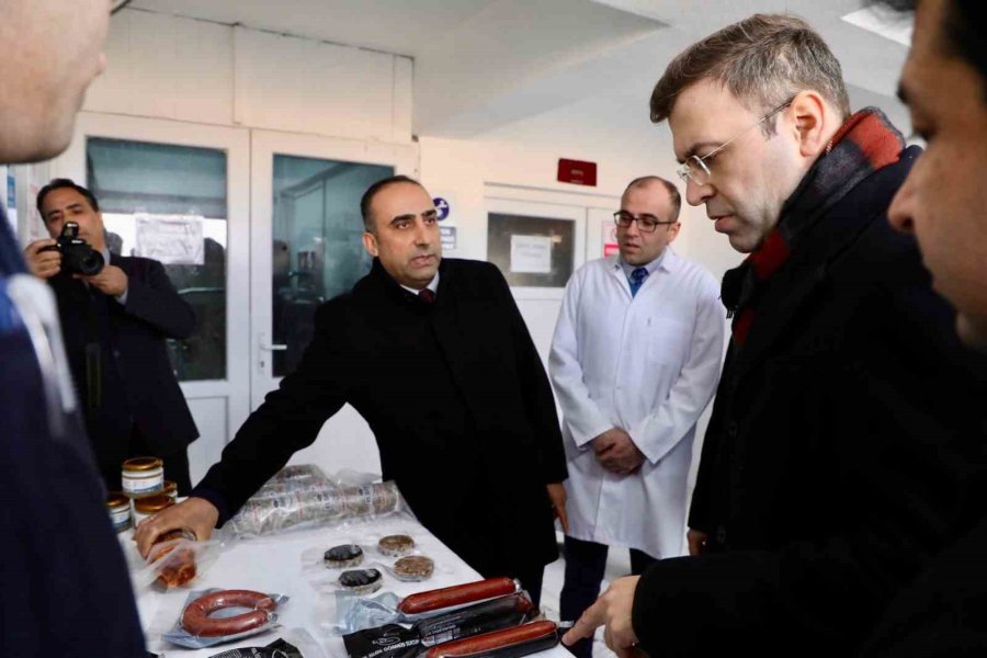 Vali Nedim Akmeşe’den Niğde Açık Ceza İnfaz Kurumu’na Ziyaret