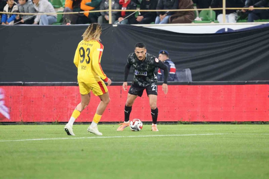 Ziraat Türkiye Kupası: Corendon Alanyaspor: 1 - Galatasaray: 2 (maç Sonucu)