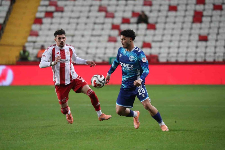 Ziraat Türkiye Kupası: Antalyaspor: 0 - Samsunspor: 0 (ilk Yarı)