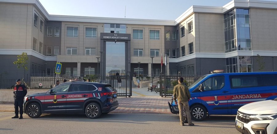 Antalya Merkezli 3 İlde Gözaltına Alınan 25 Şüpheliden 14’ü Adliyeye Sevk Edildi