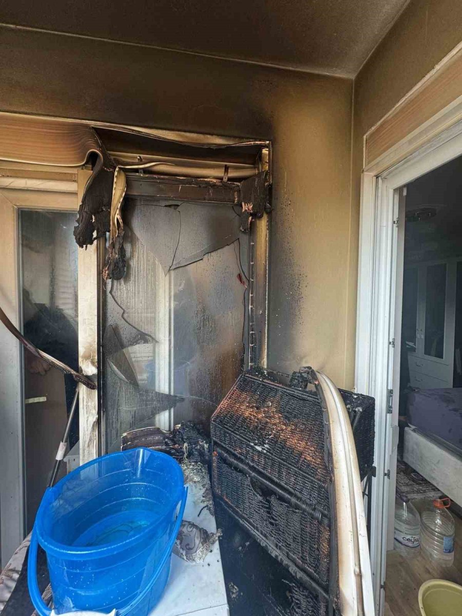 Alanya’da Apartman Dairesinde Yangın Çıktı