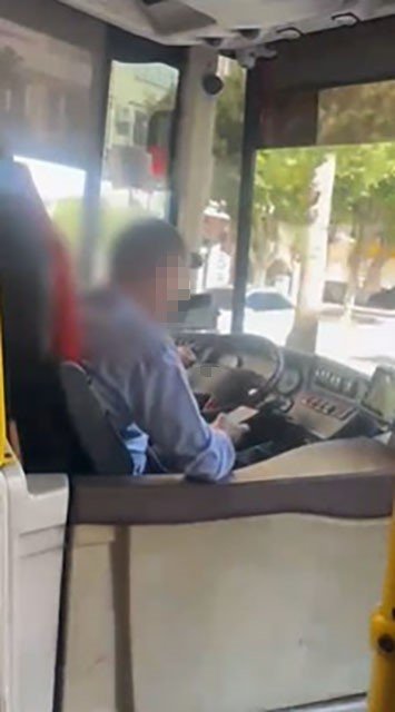 Alanya’da Trafiği Engelleyen Sürücüye 180 Bin Tl, Cep Telefonuyla Oynayan Şoföre 5 Bin Tl Ceza