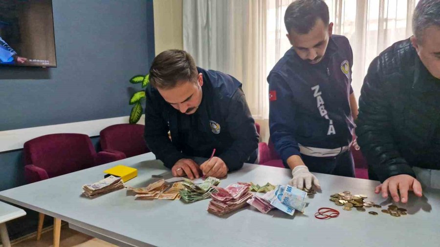 Ramazan’ı Fırsata Çeviren Dilencilere Meram Zabıtası’ndan Geçit Yok