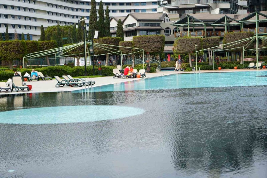 Antalya Turizmi Bayrama Hazır: Otellerde Yüzde 100’e Yakın Doluluk Bekleniyor