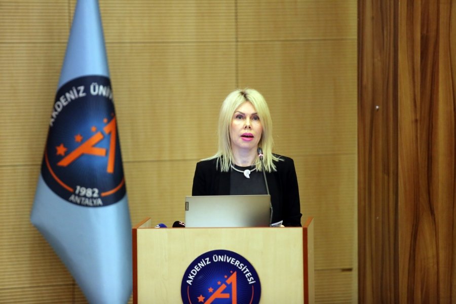 Prof. Dr. Özkan: "kadınlarını Geri Bırakan Toplumun İleri Gitmesi İmkansız"