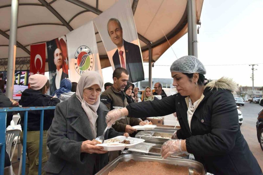 Kepez’in İftar Sofraları Başköy Ve Gaziler’e Kuruldu