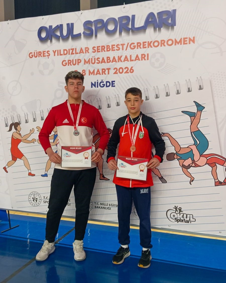 Manavgat Belediyesi Güreş Kulübü Sporcuları, Niğde’den Derecelerle Döndü