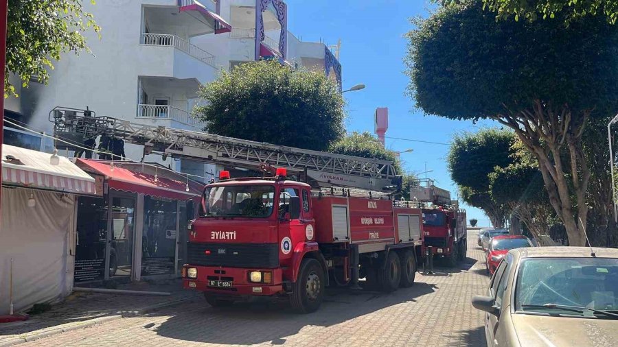 Alanya’da Otelin Kazan Dairesinde Çıkan Yangın Korkuttu