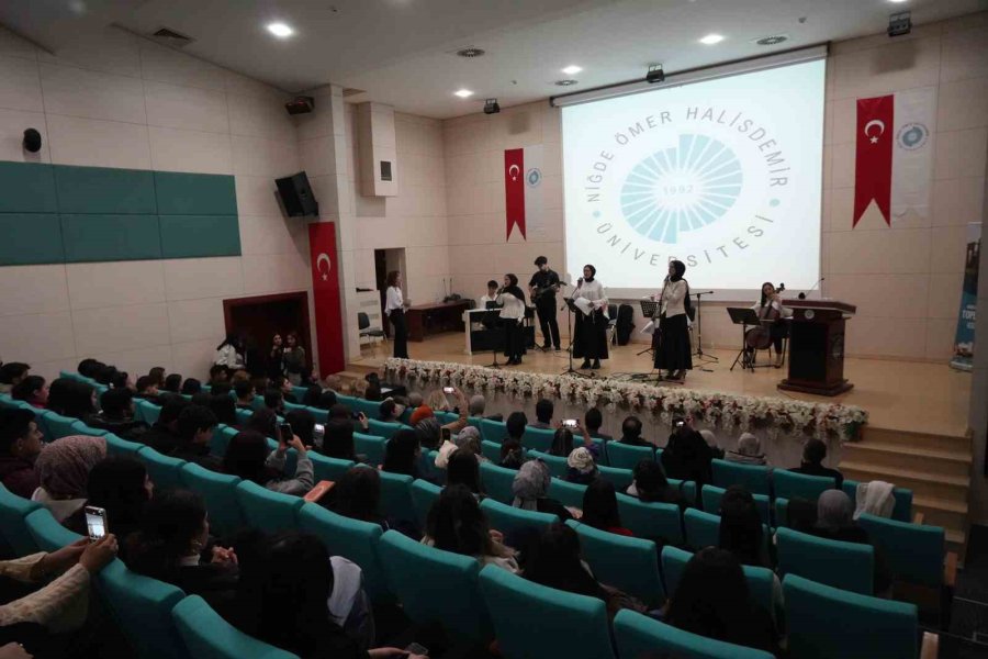 Dijital Dünyada Kadının Görünürlüğü Tartışıldı