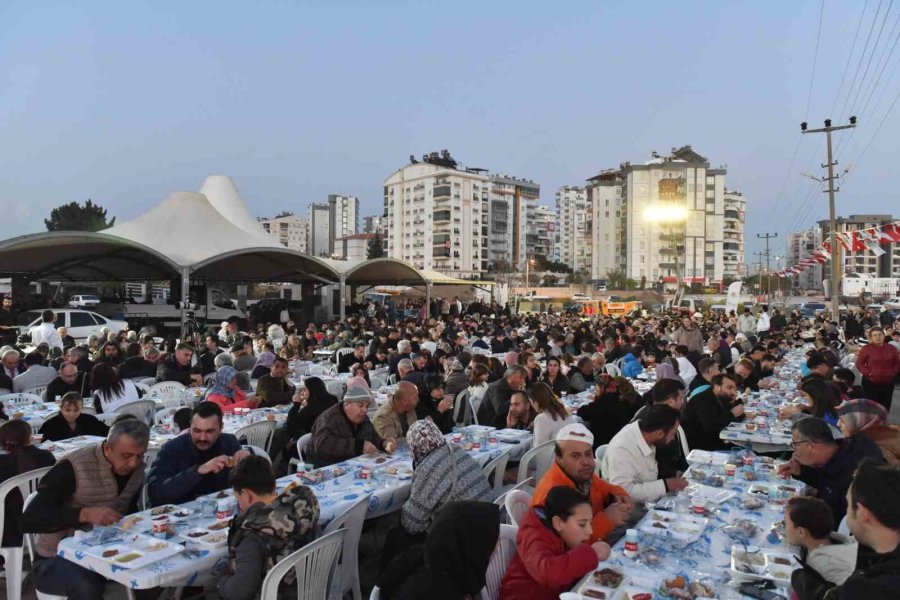 Kepez’de Her Gün İftar, Her Gün Bereket