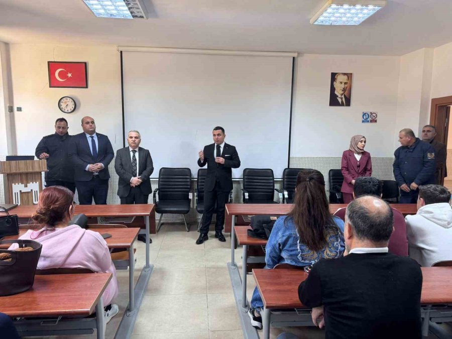 Başsavcı Çatlı: "geleceğinizi Bir Iban’a Kiraya Vermeyin"