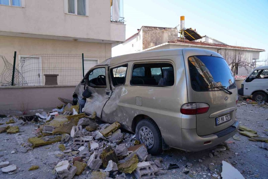 Niğde’deki Patlamanın Boyutu Gün Ağarınca Ortaya Çıktı
