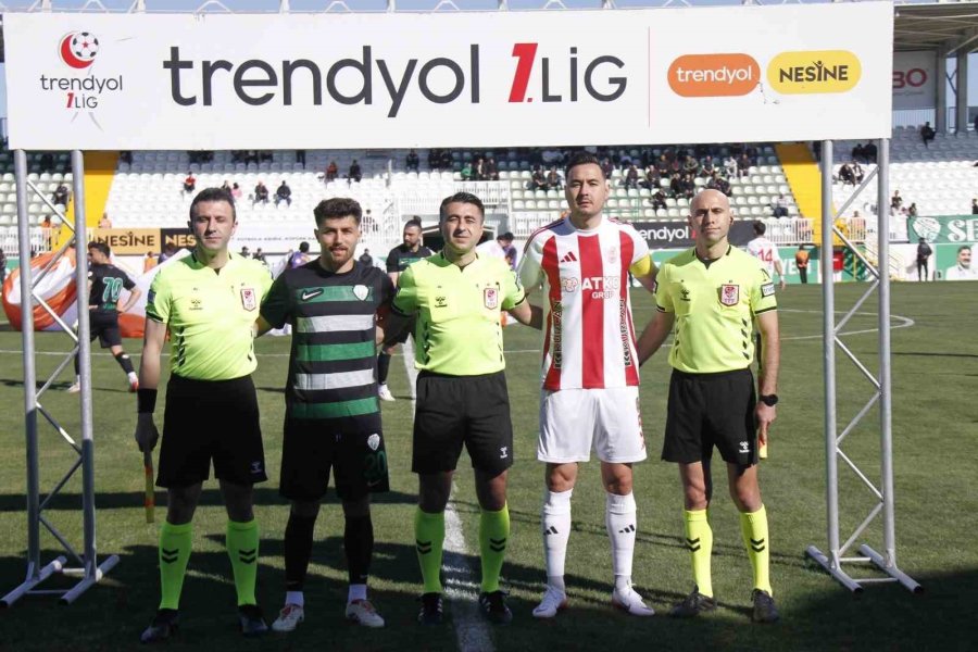 Trendyol 1. Lig: Serikspor: 3 - Pendikspor: 4