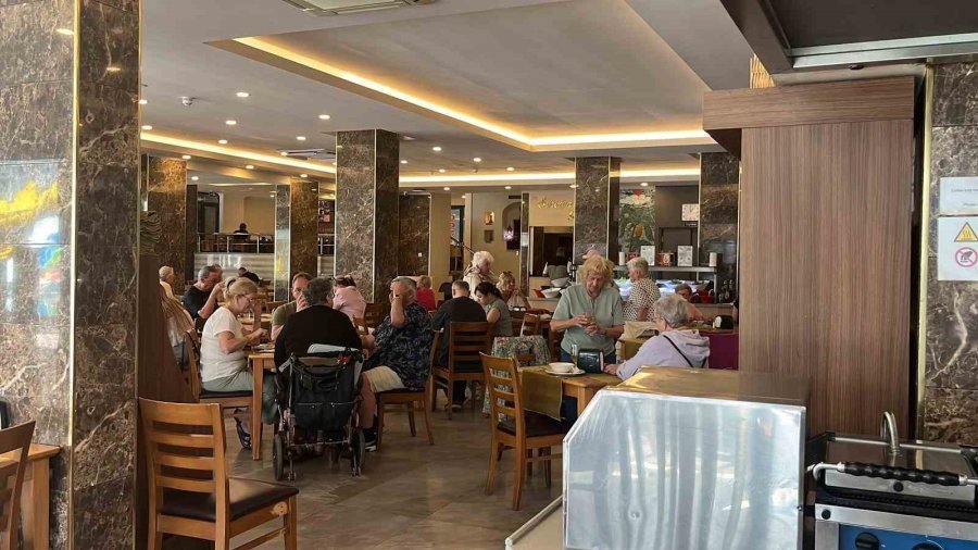 Alanya’da Bayram Tatili Öncesi Turizm Hareketlendi, Otellerde Rezervasyonlar Hızlandı