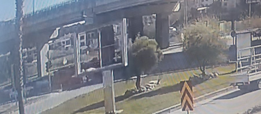 Elektrikli Bisiklet İle Motosiklet Çarpıştı: 1 Yaralı