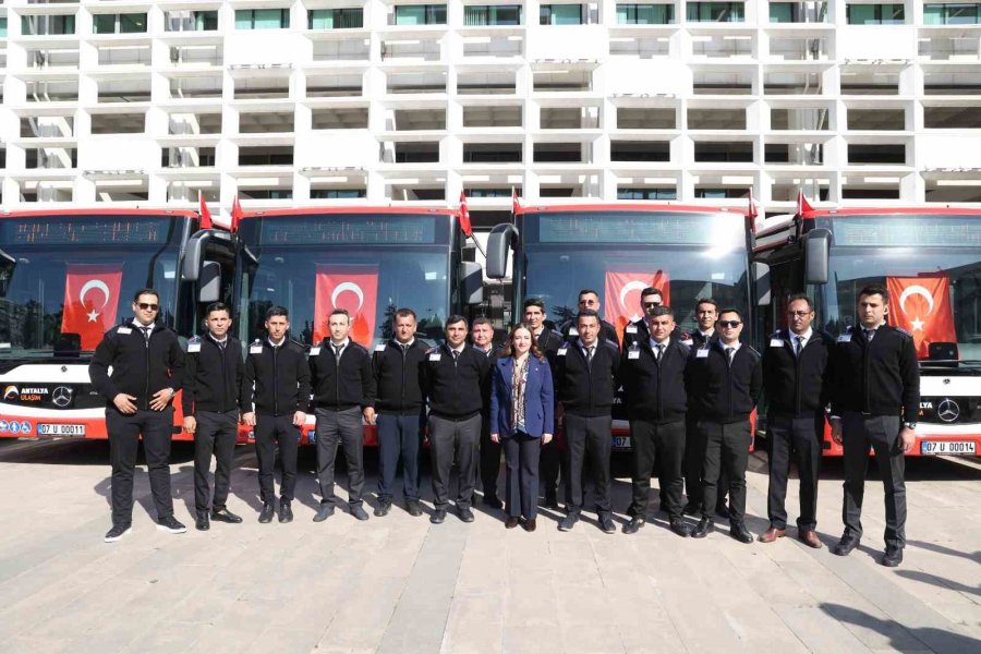 Antalya Büyükşehir’den Ulaşım Filosuna Takviye: 19 Hibrit Otobüs Sahada