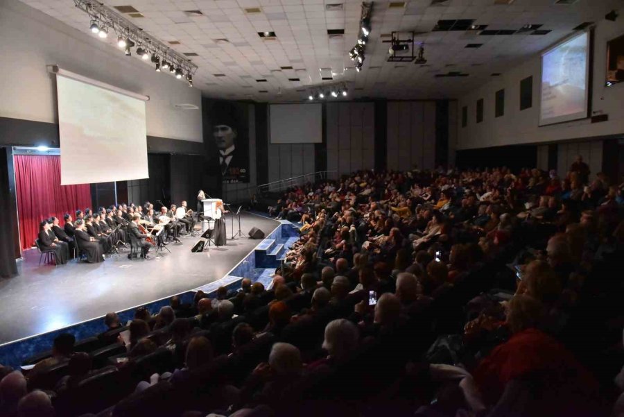 Kadın Bestekarların Eserleri Seslendirildi