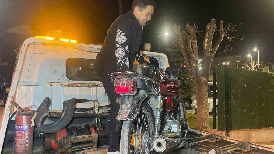 Karaman’da 5 Motosiklet Parası Ceza Yiyen Sürücünün Rahatlığı Pes Dedirtti
