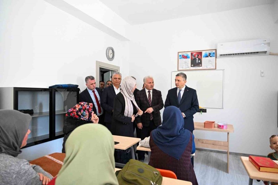 Hacı Nizamettin Demirel Camii Ve Hacı Rabiye Demirel Kur’an Kursu Hizmete Açıldı