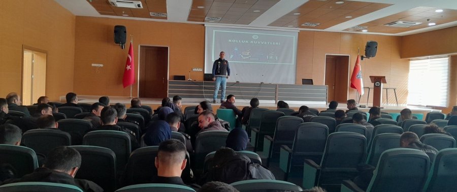 Niğde’de Narkotik Ekiplerinden Bilgilendirme Etkinliği