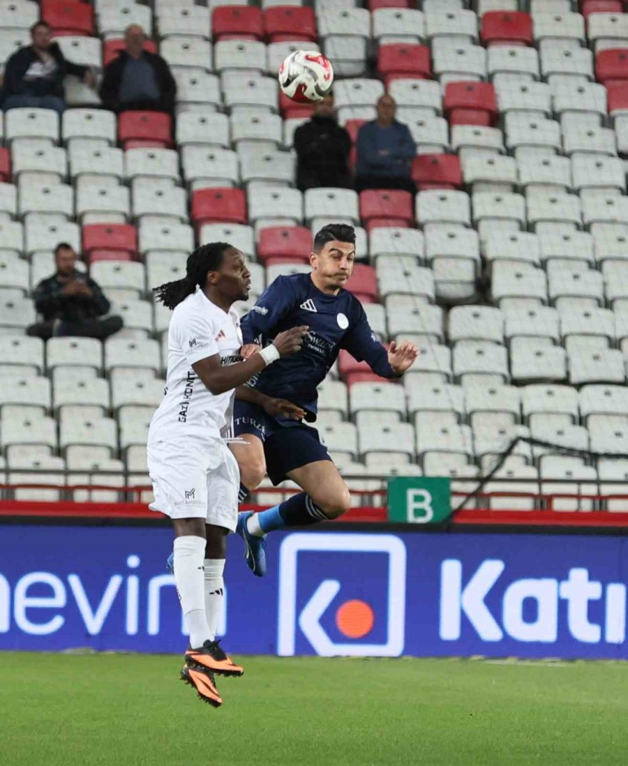 Trendyol Süper Lig: Antalyaspor: 0 - Gaziantep Fk: 0 (ilk Yarı)