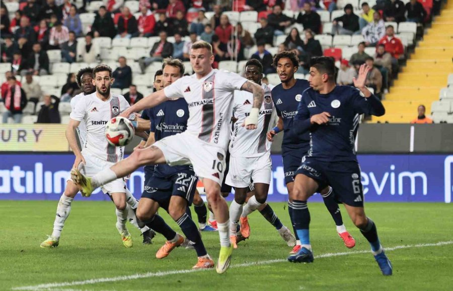 Trendyol Süper Lig: Antalyaspor: 1 - Gaziantep Fk: 4 (maç Sonucu)