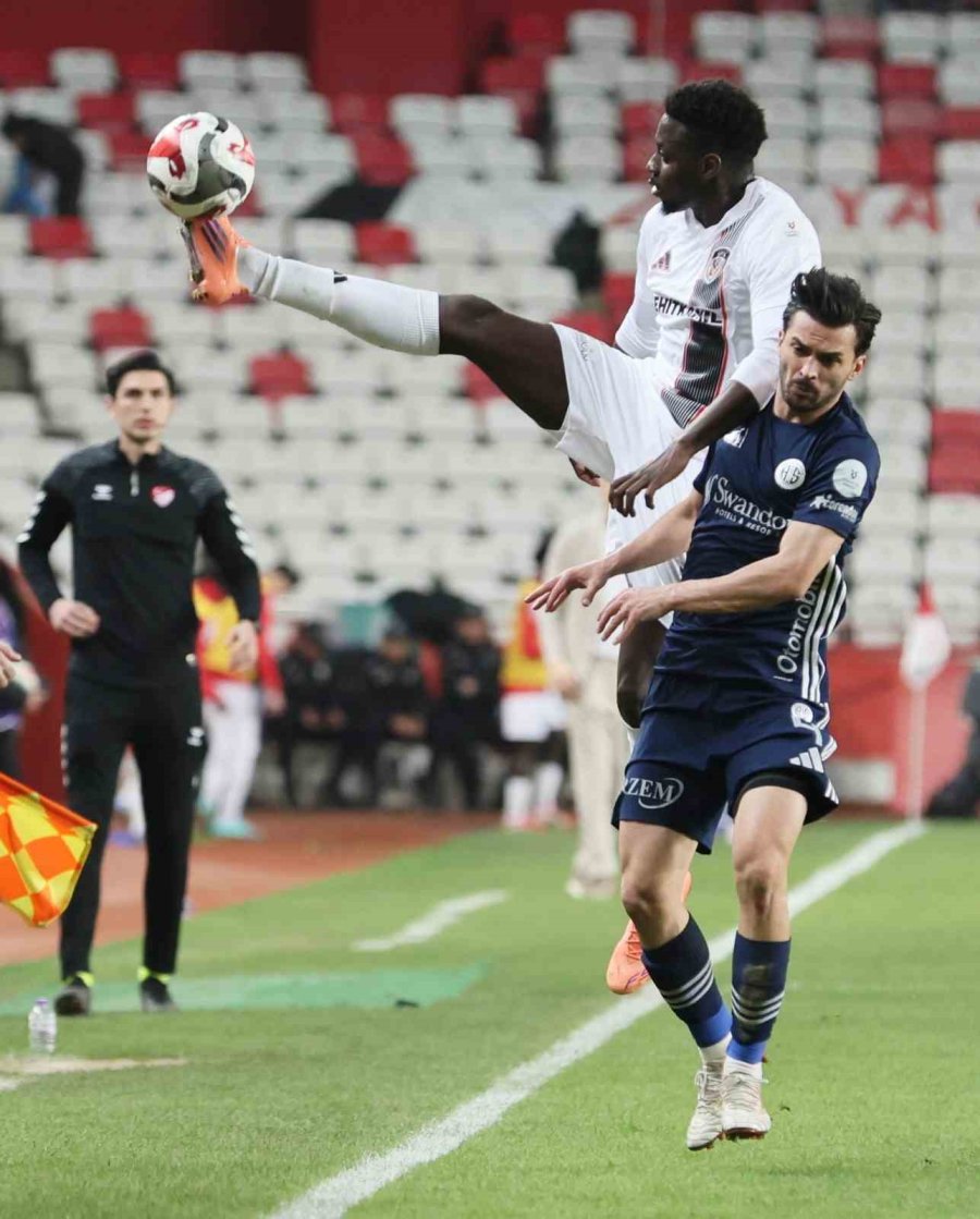 Trendyol Süper Lig: Antalyaspor: 1 - Gaziantep Fk: 4 (maç Sonucu)