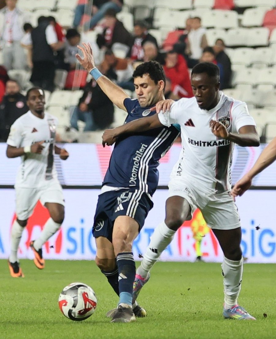 Trendyol Süper Lig: Antalyaspor: 1 - Gaziantep Fk: 4 (maç Sonucu)