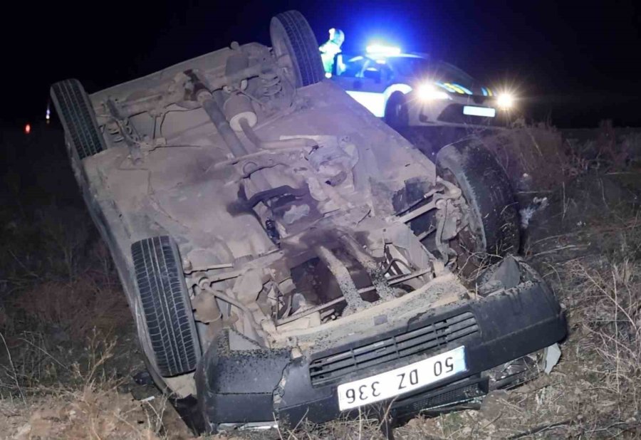 Otomobil Şarampole Takla Attı: 1 Yaralı