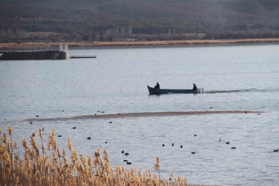 Beyşehir Gölü’nde Av Yasağı Başlıyor