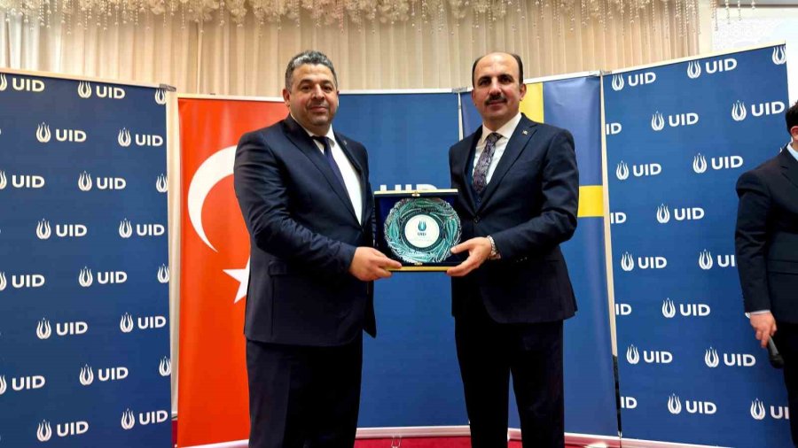 İsveç’te Yaşayan Konyalılarla Buluşan Başkan Altay: "gönül Coğrafyamızın Neresinde Bir Hemşehrimiz Varsa Konya’mızın Ve Ülkemizin Duası, Muhabbeti Oradadır"