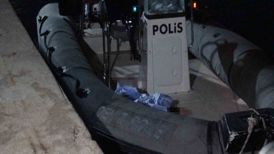 Dengesini Kaybedip 30 Metrelik Falezlerden Düşen Kadın Hayatını Kaybetti