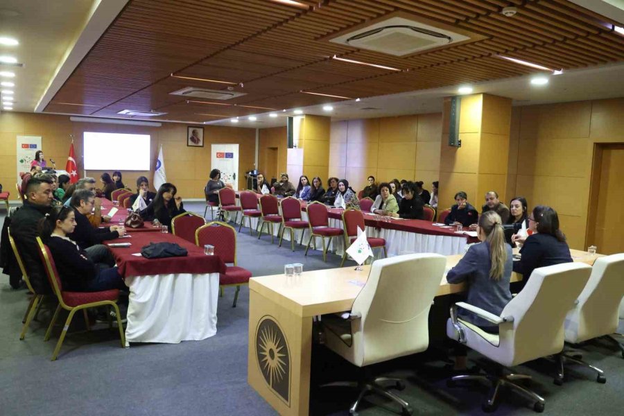 Büyükşehir’de "kadın Dostu Kentler" Toplantısı