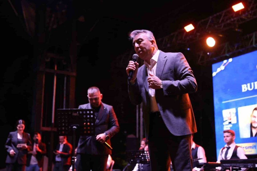 Cam Piramit’te Karadeniz Ve Burdur Rüzgarı Esti