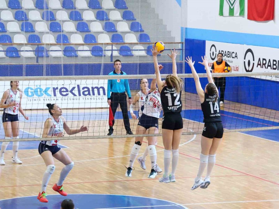 Manavgat’ın Sultanları Sezonu Taraftarlarıyla Noktaladı