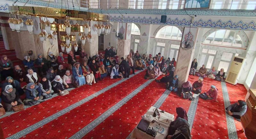 Anamur’da Hanımlara Özel Kadir Gecesi Programı