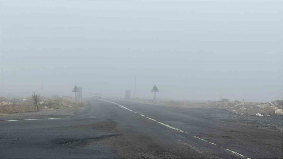 Niğde’nin Yüksek Kesimlerinde Sis Etkili Oldu