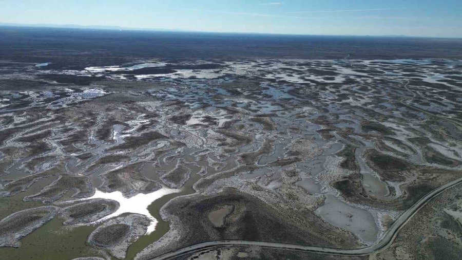 Kuruma Tehlikesi Yaşanan Tuz Gölü Yeniden Canlandı