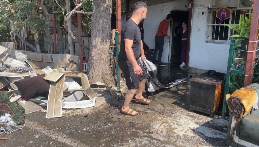 Klimadan Çıkan Yangın Ekiplerin Müdahalesiyle Söndürüldü