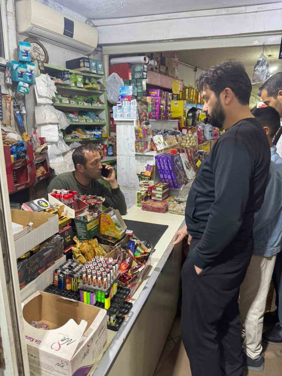 Antalya’da Asırlık ‘zimem Defteri’ Geleneği 12 Yıldır Esnafa Ve İhtiyaç Sahibine Can Suyu Oldu