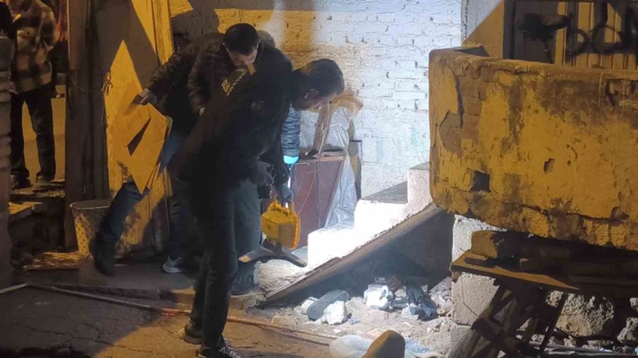 Komşuların Tartışması Silahlı Kavgaya Dönüştü: 2 Yaralı