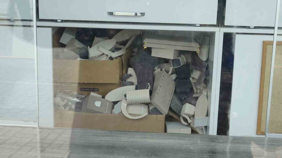 Antalya’da ’emanet’ Ve ‘kar Payı’ Vaadiyle 50 Milyon Liralık Dolandırıcılık İddiası