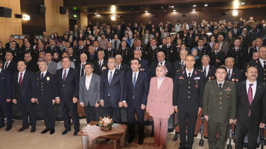 Karaman’da Çanakkale Zaferi’nin 111. Yılına Özel Gölge Tiyatrosu