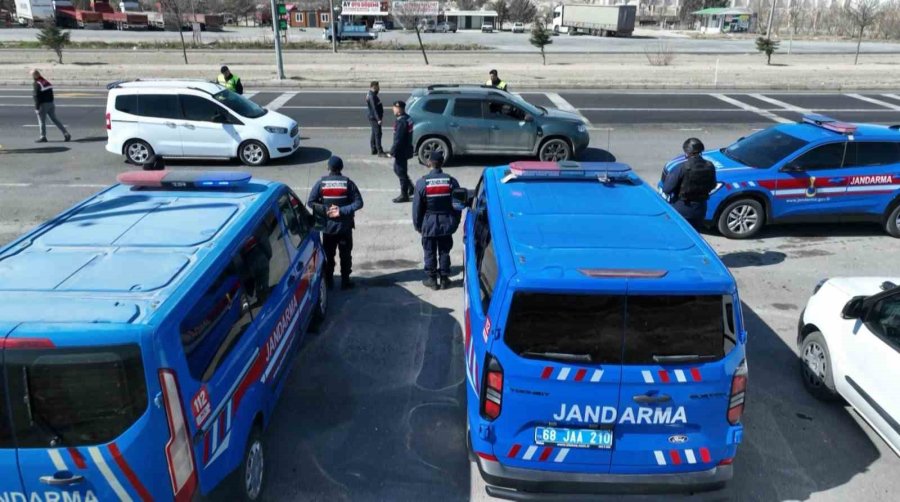 Jandarma Bayram Öncesi Denetimlerini Arttırdı