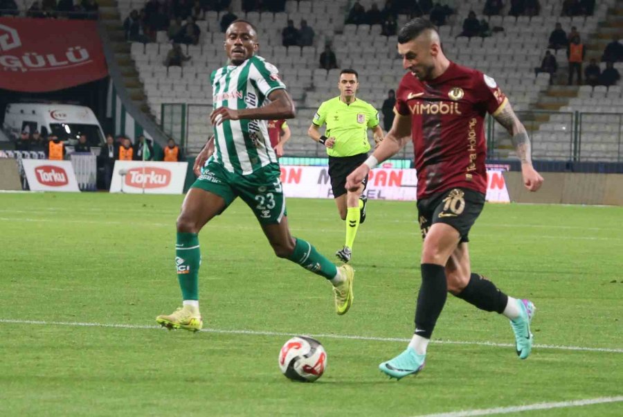 Trendyol Süper Lig: Konyaspor: 0 - Gençlerbirliği: 0 (ilk Yarı)