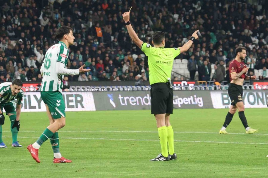 Trendyol Süper Lig: Konyaspor: 0 - Gençlerbirliği: 0 (ilk Yarı)