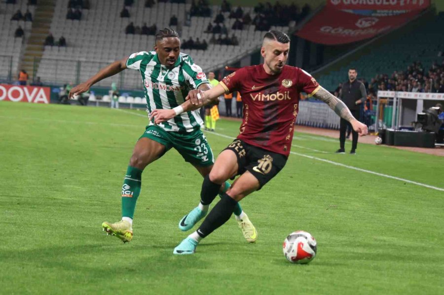 Trendyol Süper Lig: Konyaspor: 0 - Gençlerbirliği: 0 (ilk Yarı)