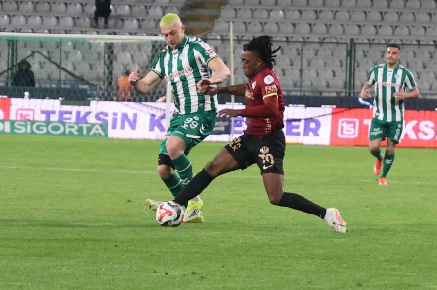 Trendyol Süper Lig: Konyaspor: 0 - Gençlerbirliği: 0 (ilk Yarı)
